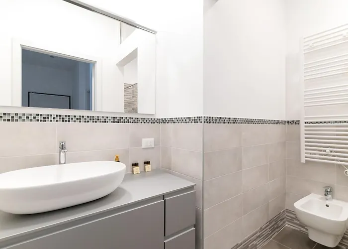 Porta Romana - Luminoso Bilocale *