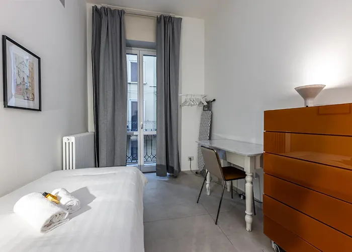 Brera - Grand With Hammam Apartment