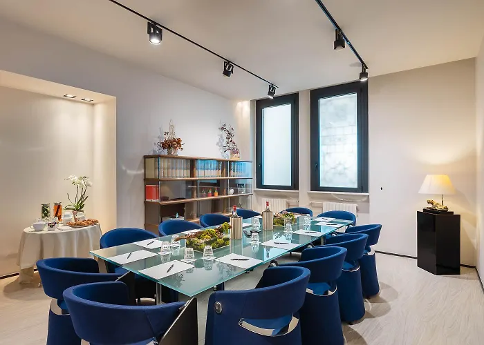 מלון Ih Ambasciatori 4*