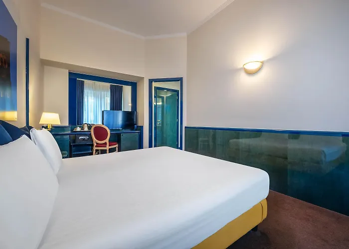 Ih Ambasciatori 4* מילאנו
