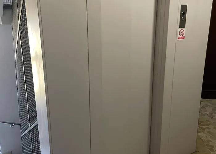 Daire Trilocale Con Due Bagni M5 Citylife Skynest