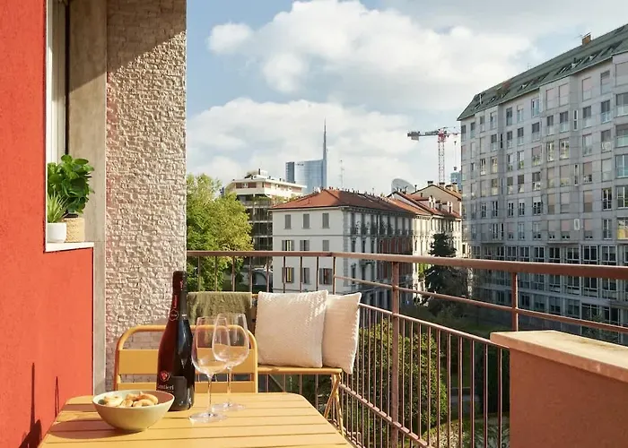 Moonlight - Near Brera&arco Della Pace *