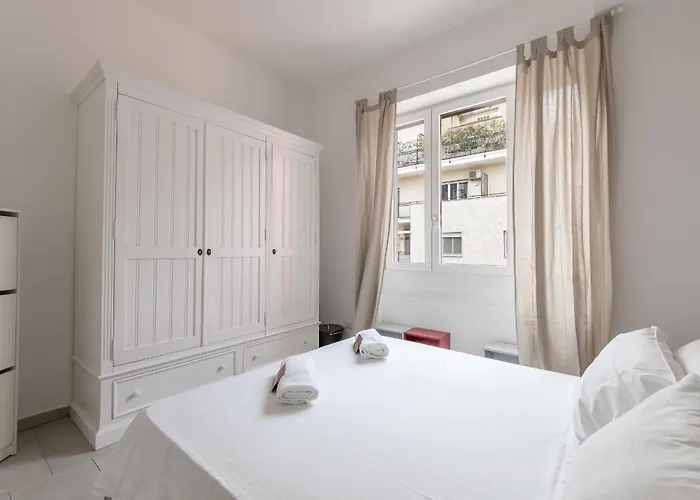 Via Santa Croce 1 - Leia Hospitality