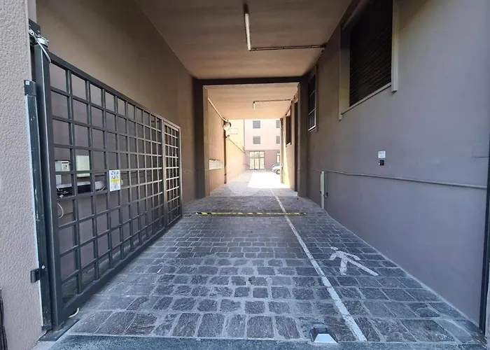 Regina Trilocale X6 Persone Max ميلان