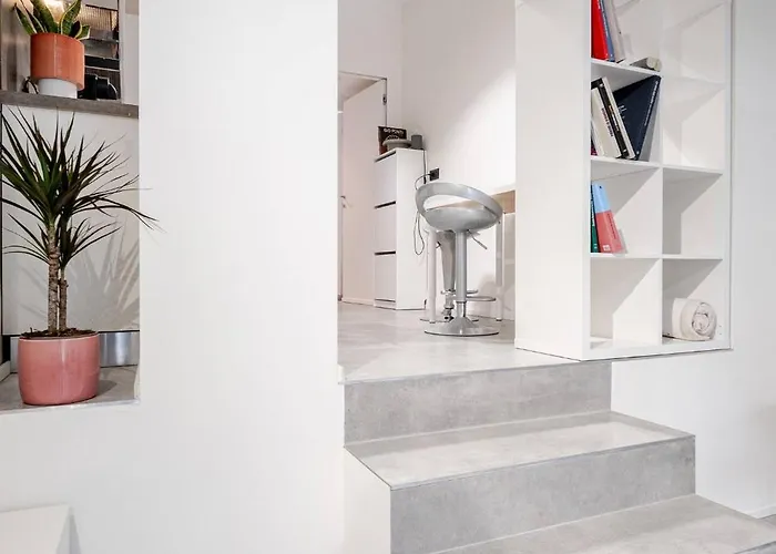 Appartement Elegant 1br In Porta Romana Milaan