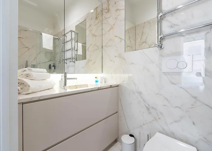 Duomo Prestige דירה *