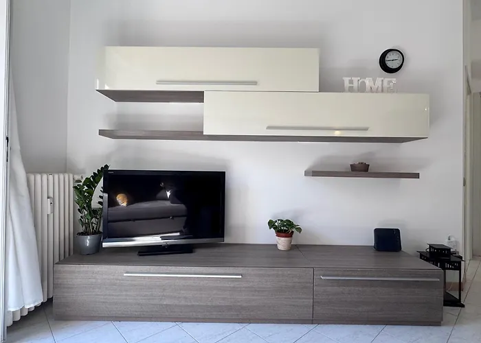 Apartment Bright With Balcony In Corso Xxii Marzo *