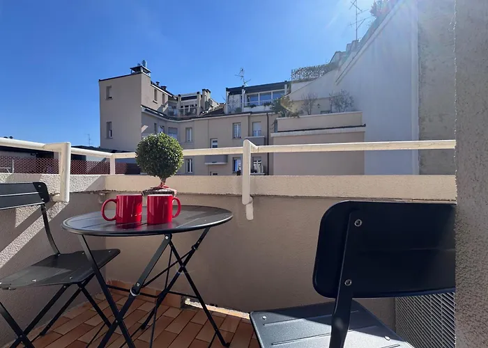 Lejlighed Bright With Balcony In Corso Xxii Marzo