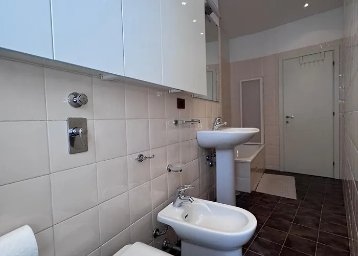 Apartment Bright With Balcony In Corso Xxii Marzo