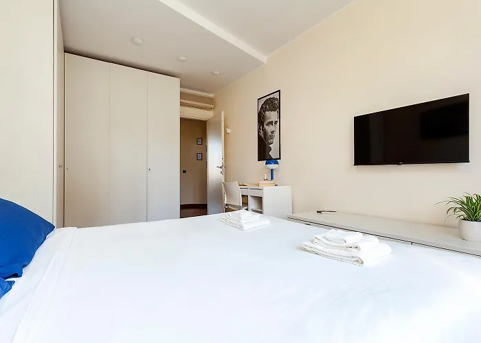 Bellezza14 - Porta Romana / Bocconi شقة ميلان