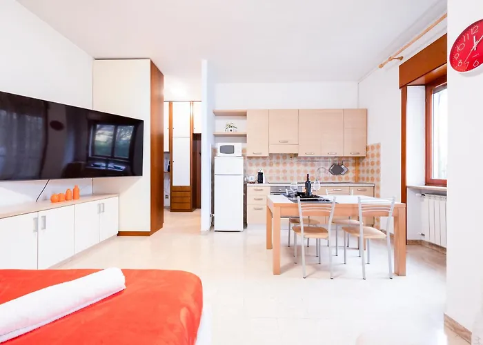 Lejlighed Moncler House Navigli