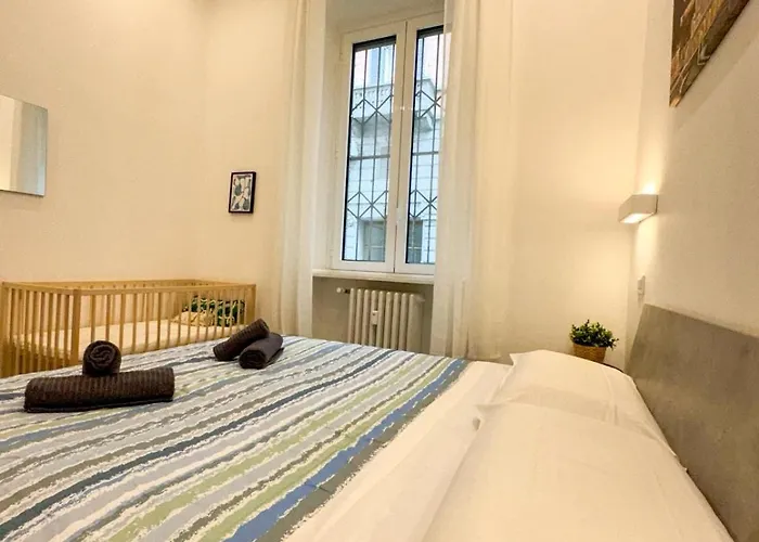 Dea Dreams - Porta Romana Lägenhet *