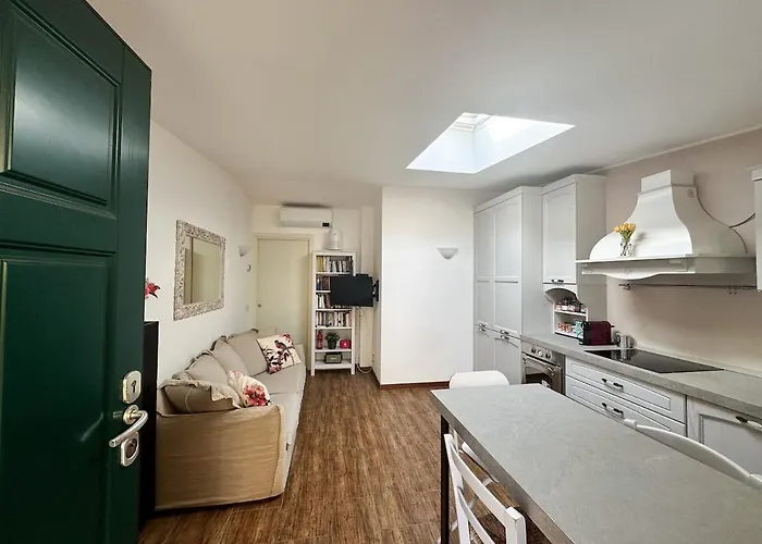 Two-room 15 Minutes From The Duomo Apartament