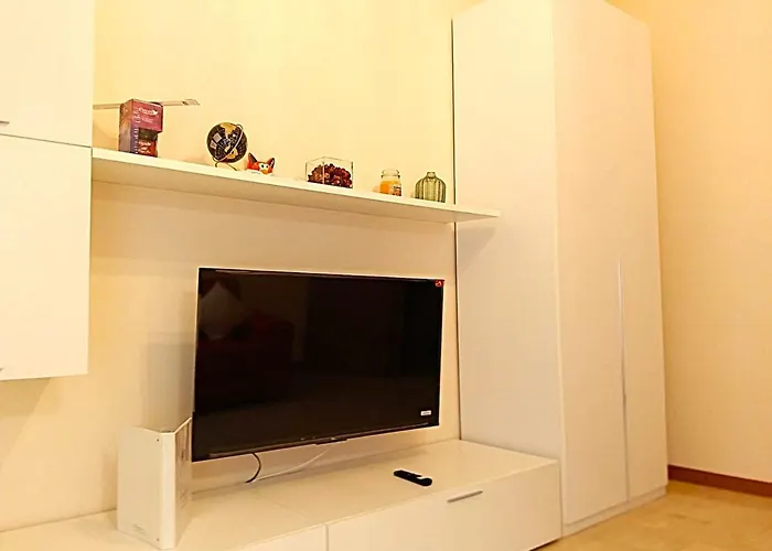 Joy Charming House ميلان