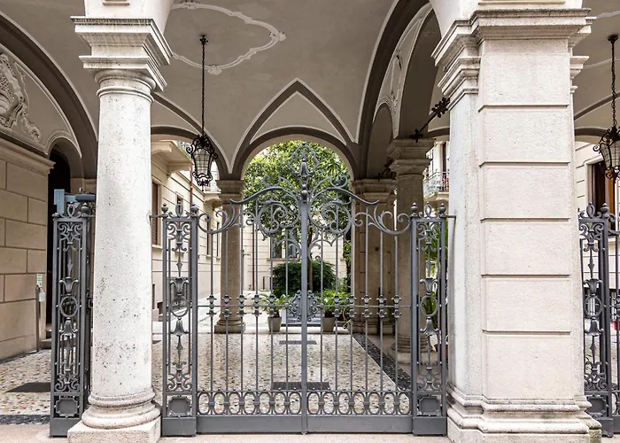 Sant'ambrogio Luxury 아파트 밀라노