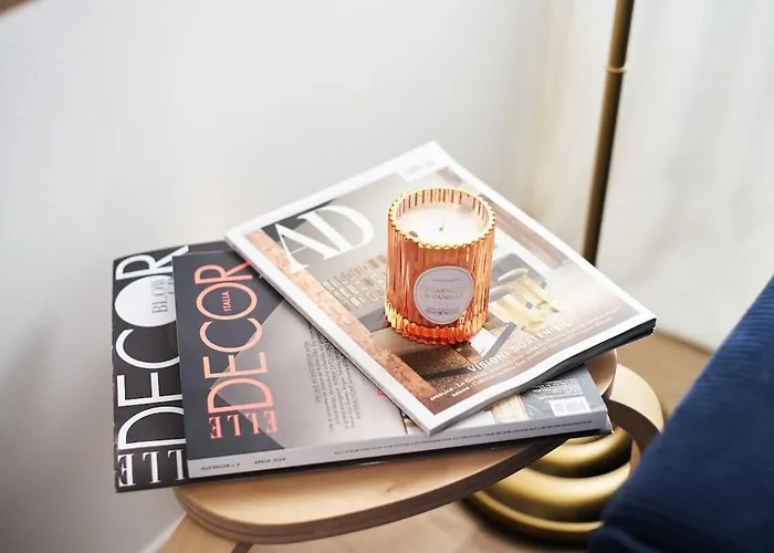 La Maison Blue, Between Portello-fiera-mico-citylife * Milánó