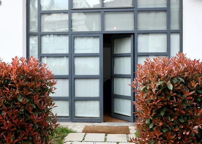 بيت للعطل Loft Industrial Revival *