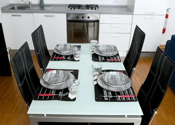 بيت للعطل Loft Industrial Revival ميلان