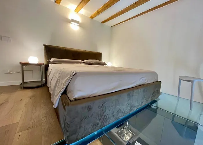Porta Venezia Apartment