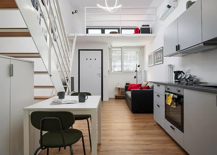 New - Loft 4 Pax - 50m From Metro - Private Entry * Milán