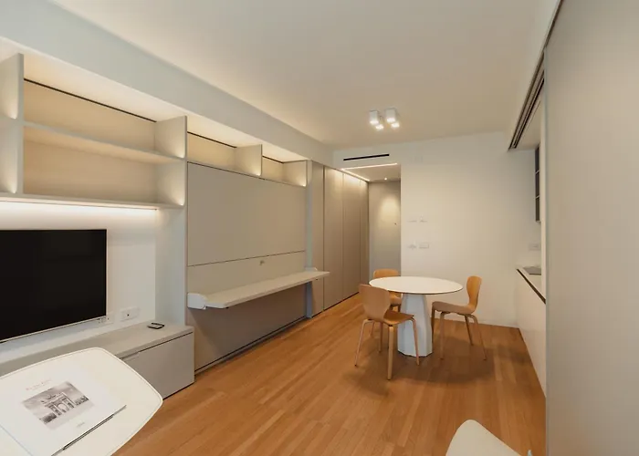 Gohost - Stylish 10 Min From Station דירה