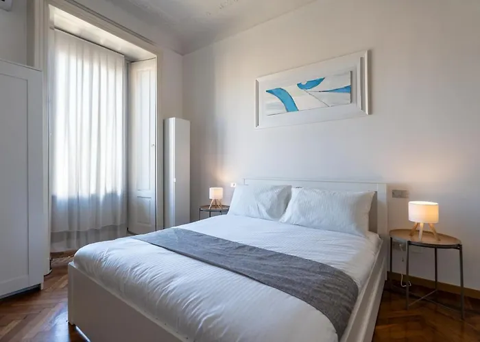 Duomo-linate Airport - Two Bedrooms & Terrace View Apartmán *