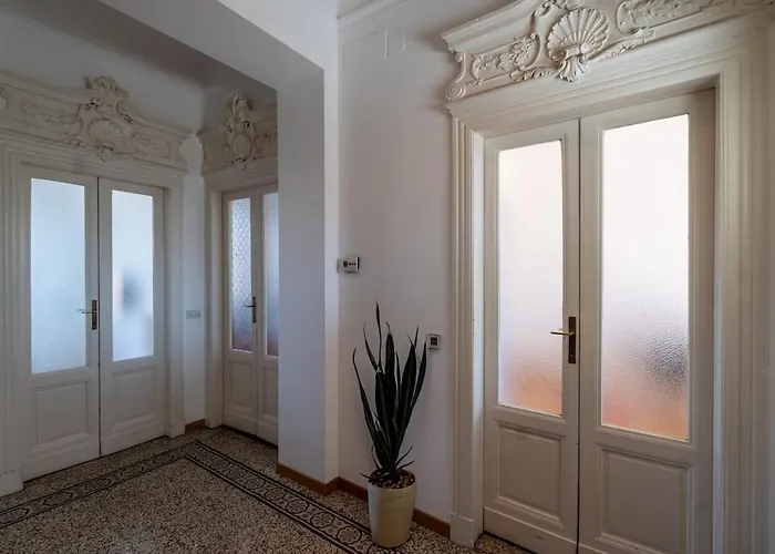 Duomo-linate Airport - Two Bedrooms & Terrace View *