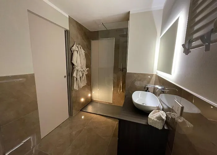 San Babila Prestigiosa ميلان