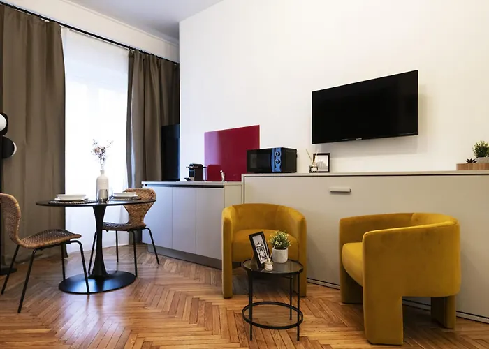 Easylife - - Cav 3 - Milán