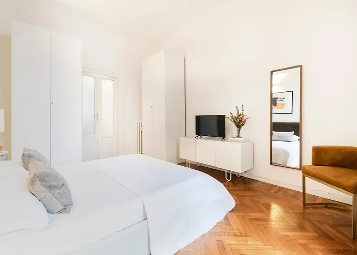 Easylife - - Archimede 20 - Design District * Milano