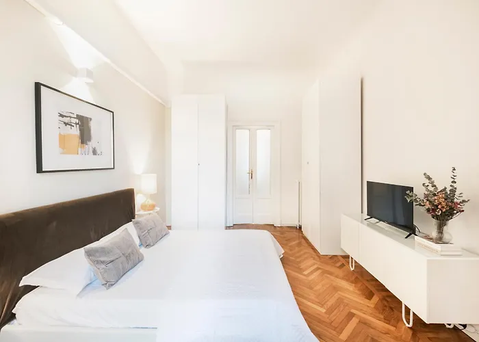 Easylife - - Archimede 20 - Design District *