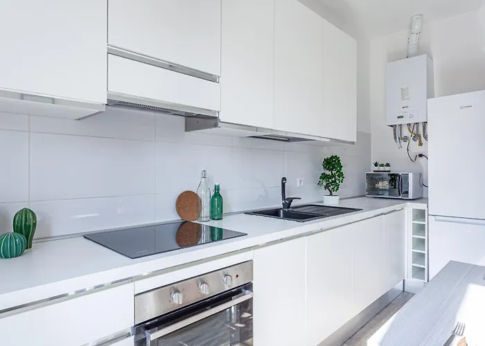 Joivy Sublime Flat With Balcony شقة