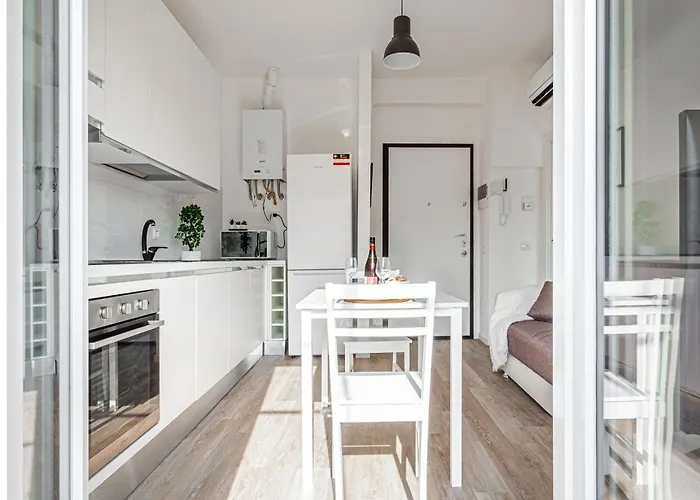 아파트 Joivy Sublime Flat With Balcony 밀라노