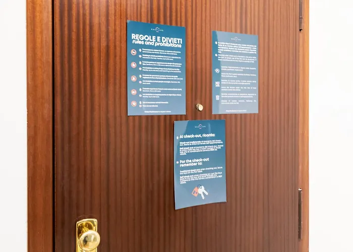 Easylife - - Passarella 1 - Centro Storico Апартаменты *