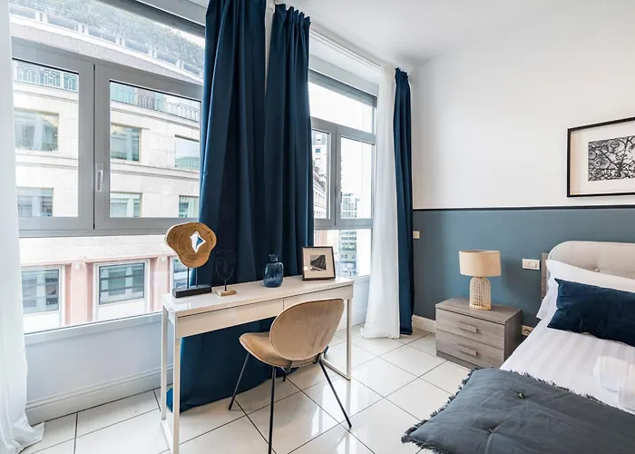 Easylife - Elegante E Rifinito Vista Duomo In Piazza San Babila Appartamento