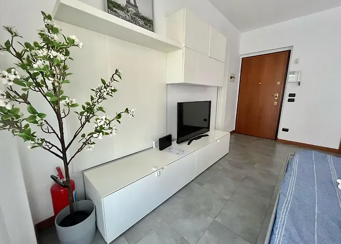 Santa Giulia Terrace - 15 Mins Center Apartament Mediolan