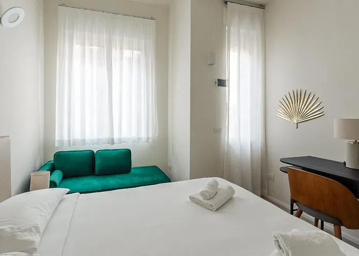 Palazzo Visconti Di Modrone, Two Beautiful By Halldis