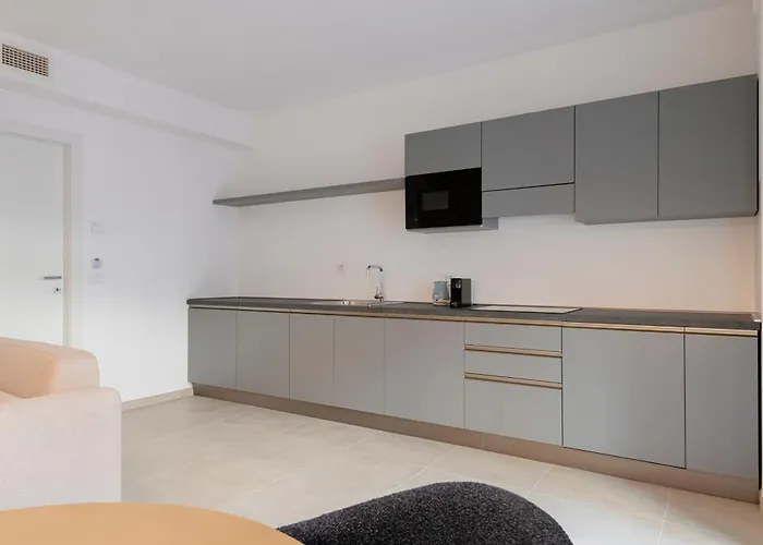 Relstay - De Angeli 4*