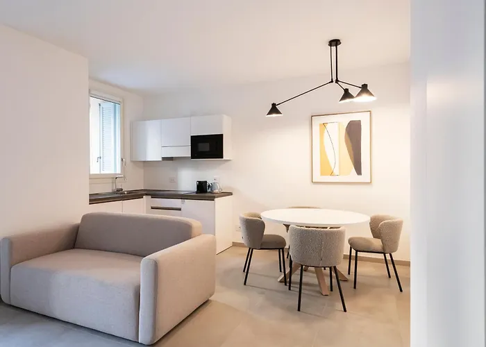 Relstay - De Angeli 4*