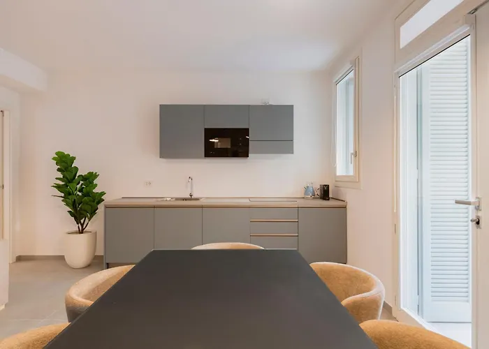 Relstay - De Angeli 4*