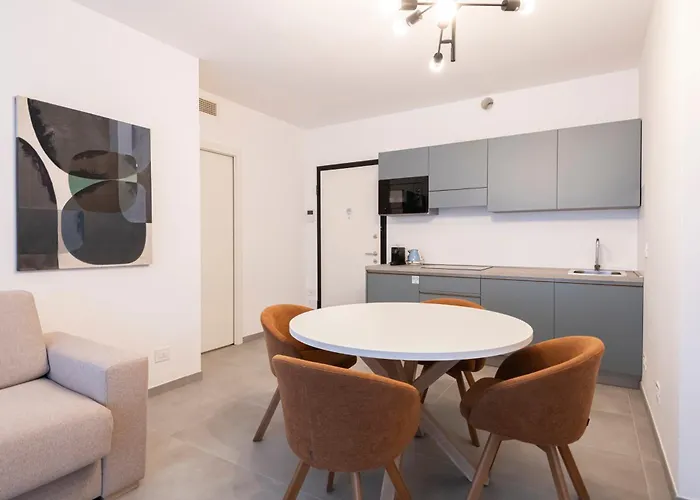 Relstay - De Angeli 4* Milan