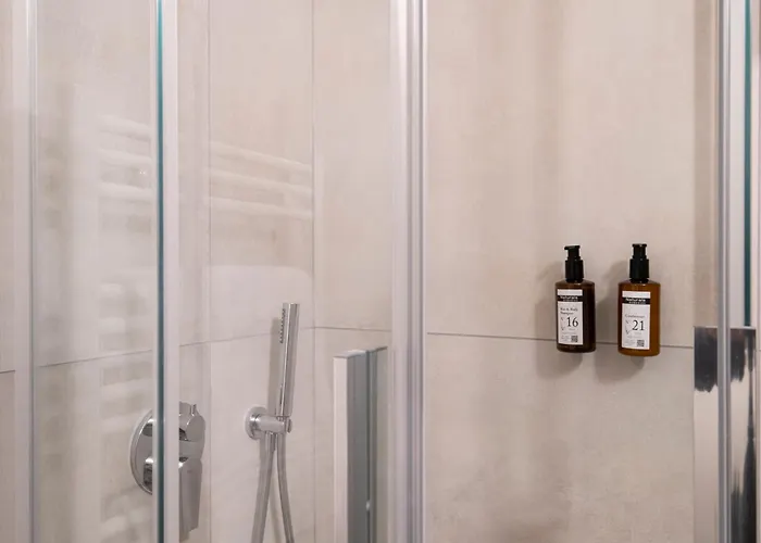 Relstay - De Angeli 4*