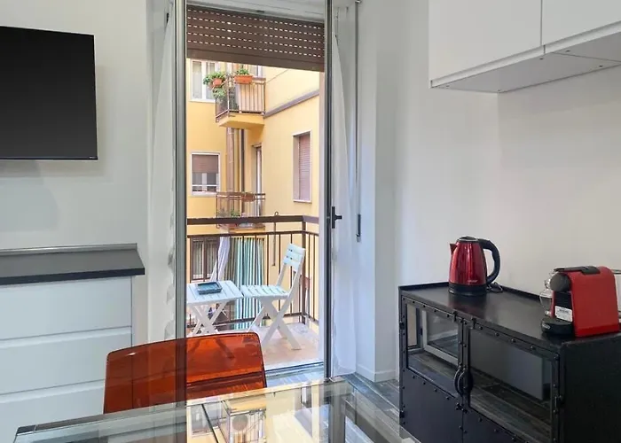 The Nomad's Nest - Near Station * Milano