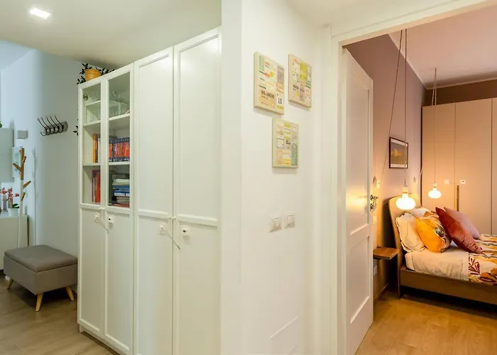 Attico - 2min Metro - Elegante With Ac מילאנו