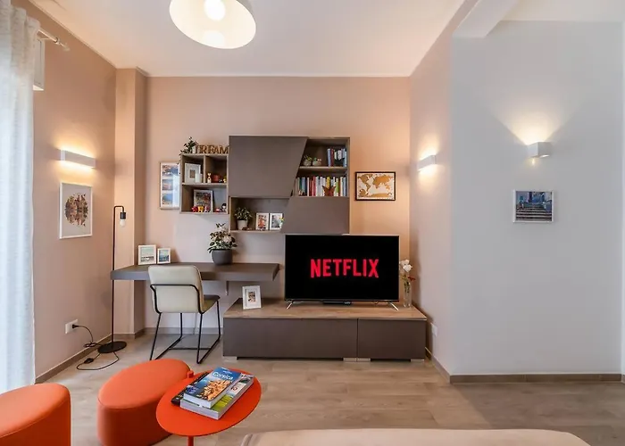 דירה Attico - 2min Metro - Elegante With Ac *