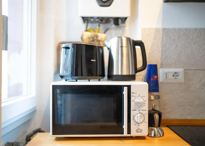 아파트 Spacious And Bright In Porta Vittoria