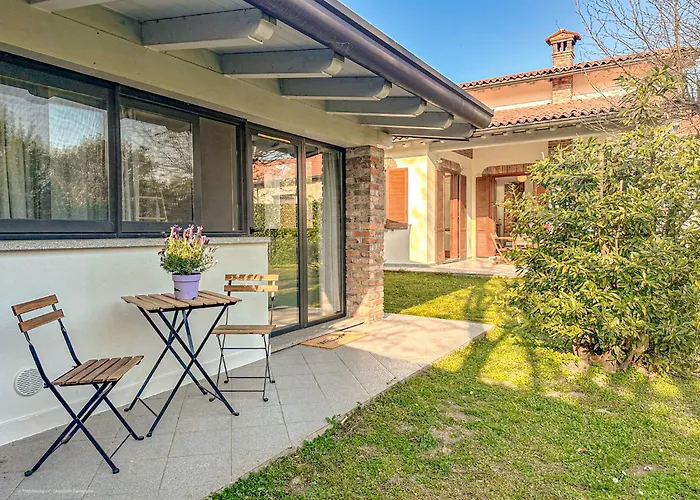 Corelli - Parking And Exclusive Garden Villa *