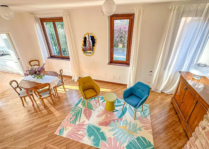 Corelli - Parking And Exclusive Garden Villa