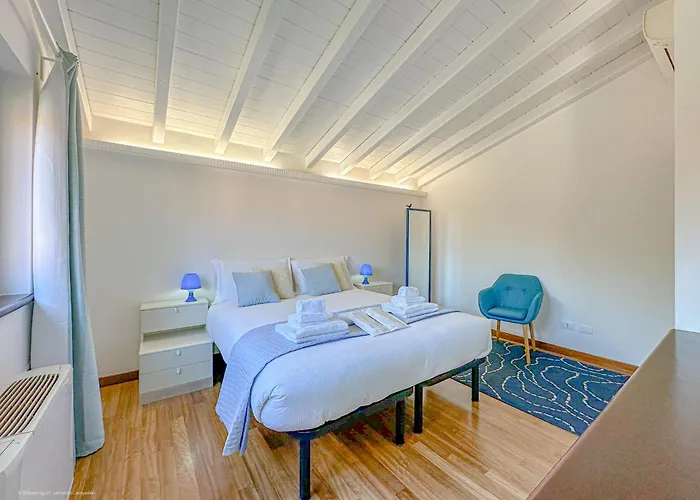 Corelli - Parking&exclusive Garden * Milano