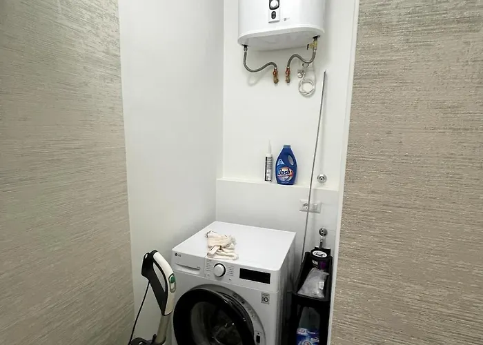 Mariposa Pta Venezia Via Menotti Mailand